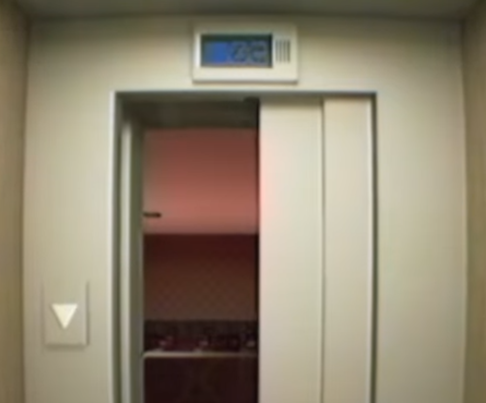 Lost in the Labyrinth: Checking into Dreamcore’s Liminal Hotel